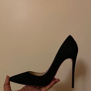 Christian Louboutin So Kate Size EU36